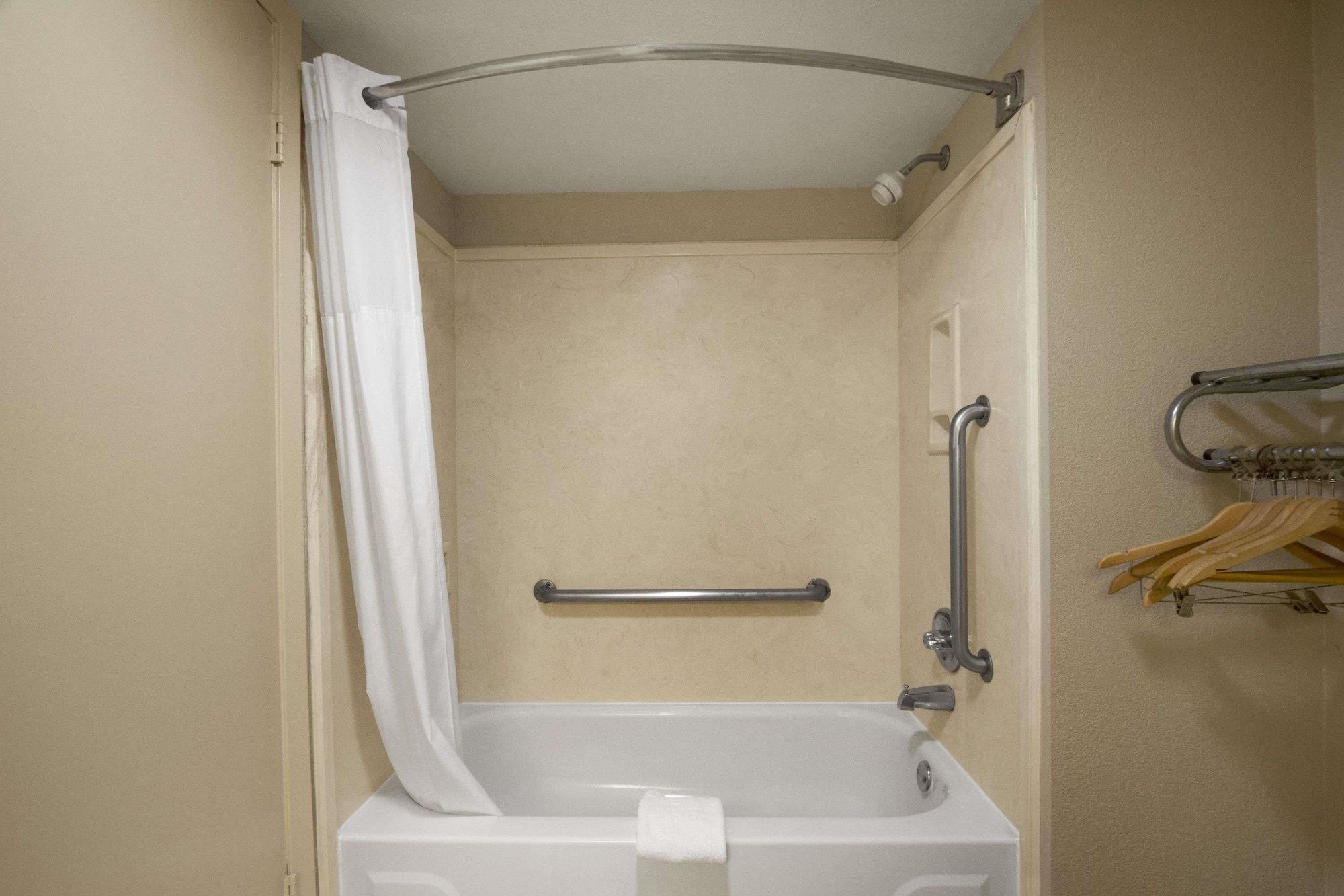 Days Inn By Wyndham Southaven Ms Εξωτερικό φωτογραφία