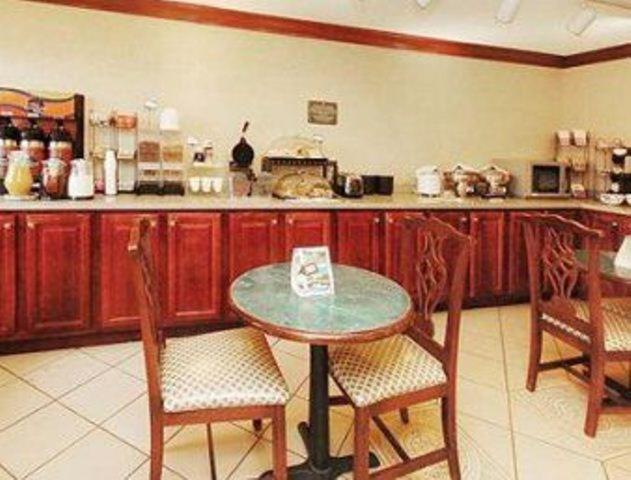 Days Inn By Wyndham Southaven Ms Εστιατόριο φωτογραφία